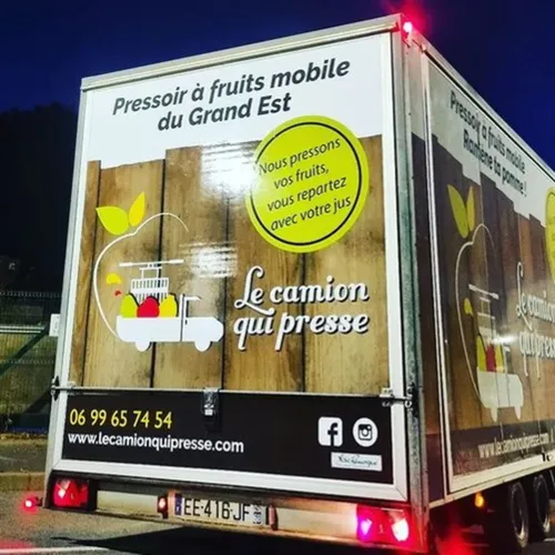 Le camion qui presse
