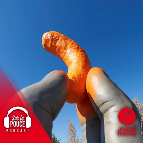 10 octobre 2022 - Une statue à la gloire d'une marque de chips -...