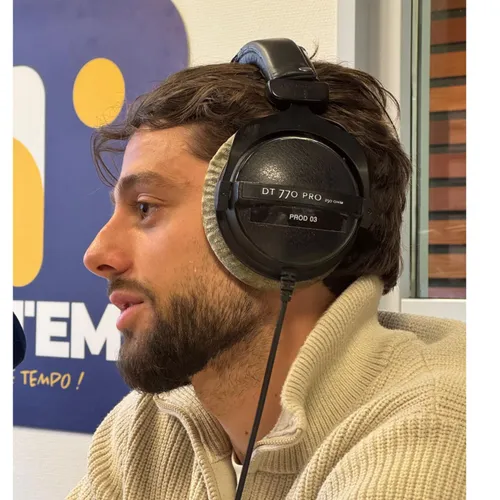 Club Sang et Or : Joly, le milieu de terrain au Rodez Aveyron...