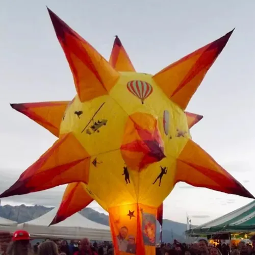 Redon : une expo à la découverte des ballons en papier de soie
