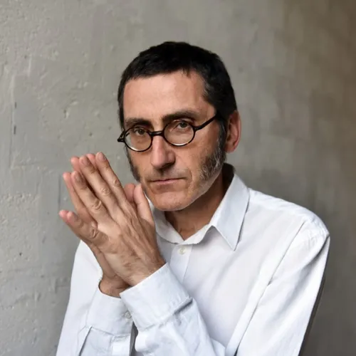 Chanson Primeur : 3 jours pour mission d'écrire et composer 15...