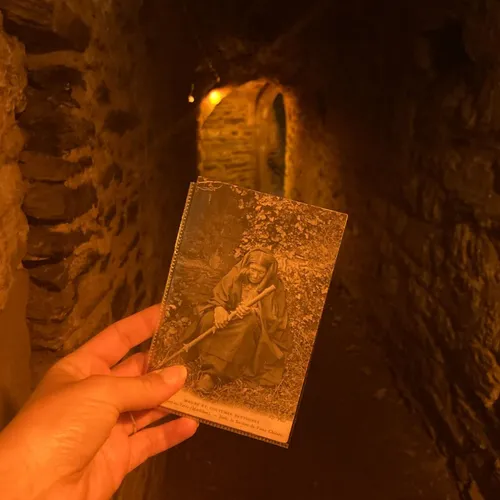 Sur les traces de Naia la sorcière de Rochefort en Terre