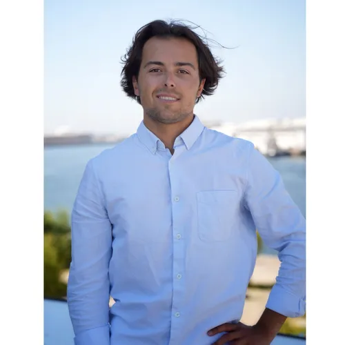 Avec leur application Izysea, ils veulent simplifier la vie des...