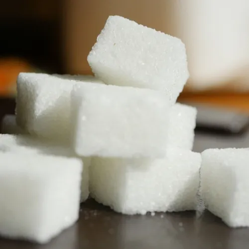 Pourquoi le sucre se vend-il en morceaux ?