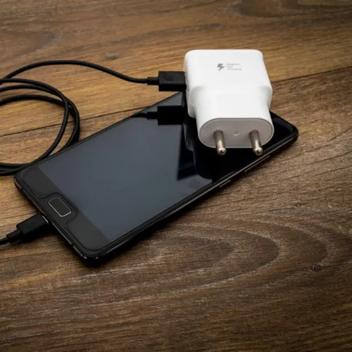 Comment recharger son téléphone en faisant des économies d'énergie ?