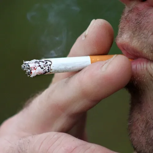 Que NON le tabac ne fait pas maigrir (au contraire)