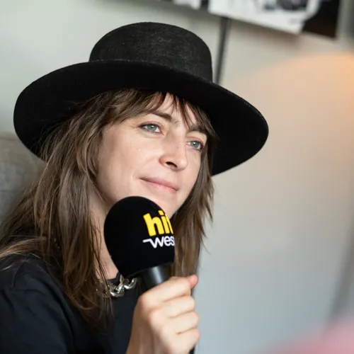 FICHBACH EN INTERVIEW ET EN LIVE AUX FRANCOFOLIES (2022)