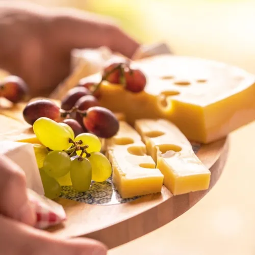 Pourquoi il y a-t-il des trous dans le gruyère ?