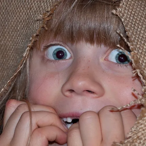 Pourquoi on crie "bouh" pour faire peur à quelqu'un ?