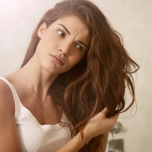 Pourquoi perd-on plus nos cheveux au printemps ?