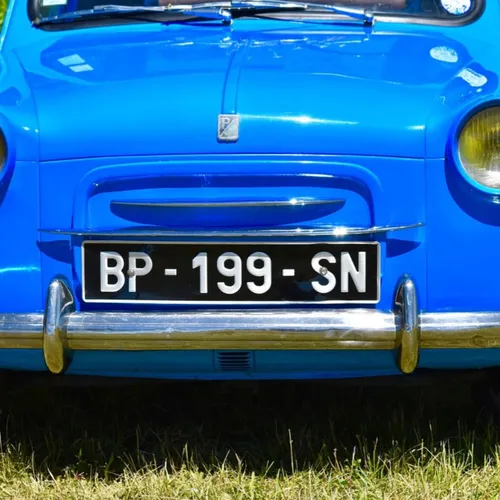 Pourquoi les lettres O, I et U sont-elles interdites sur les...