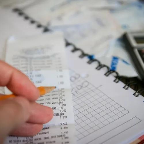 Pourquoi la date limite pour la déclaration d'impôts est-elle...