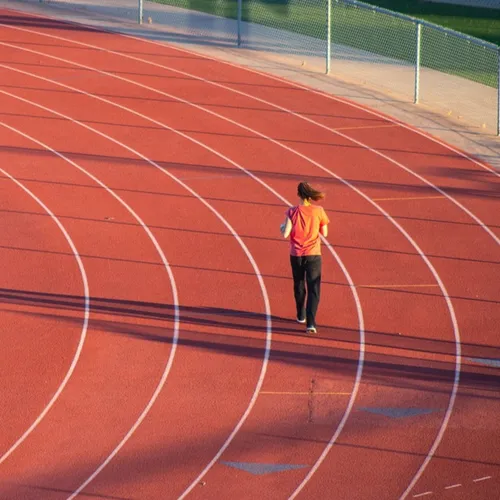 Pourquoi les courses à pied se déroulent-elles dans le sens inverse...