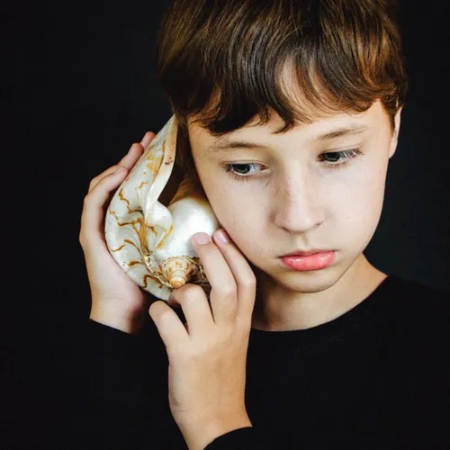 Pourquoi croit-on entendre la mer dans les coquillages