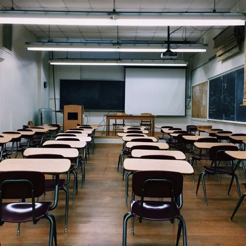 Ce qui est interdit et ce qui est autorisé pendant les épreuves du bac