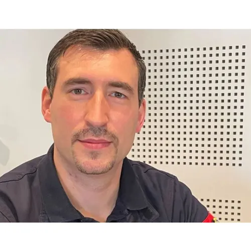 Podium #24 : Le parcours de Valentin Szymanski, pompier
