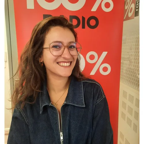 100%