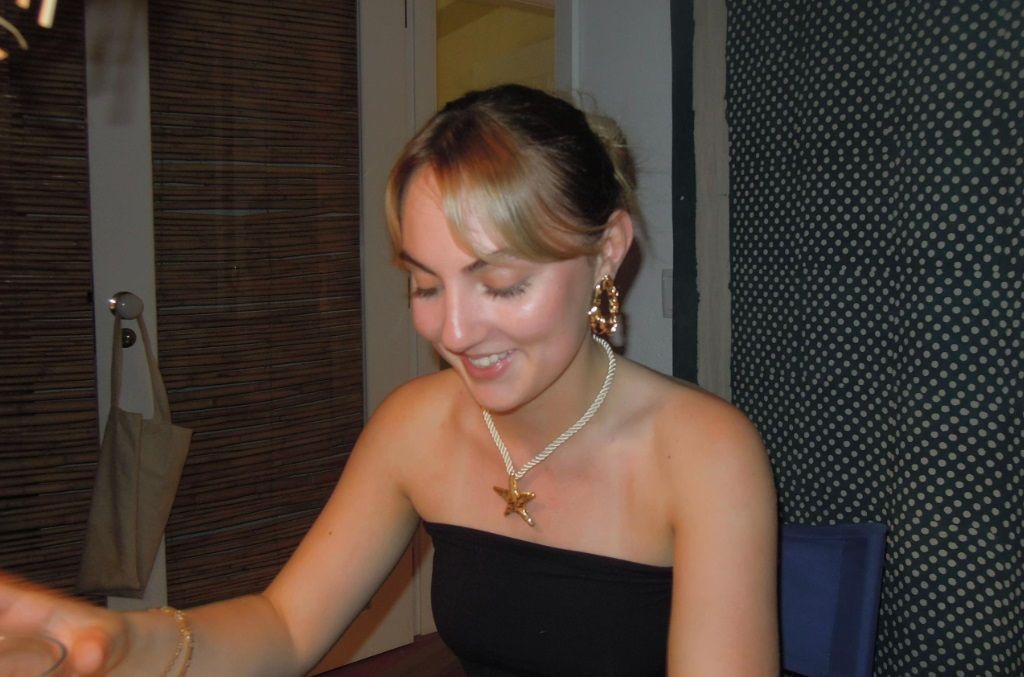 Anouk Deschamps dies at 21 after sharing her rare cancer journey