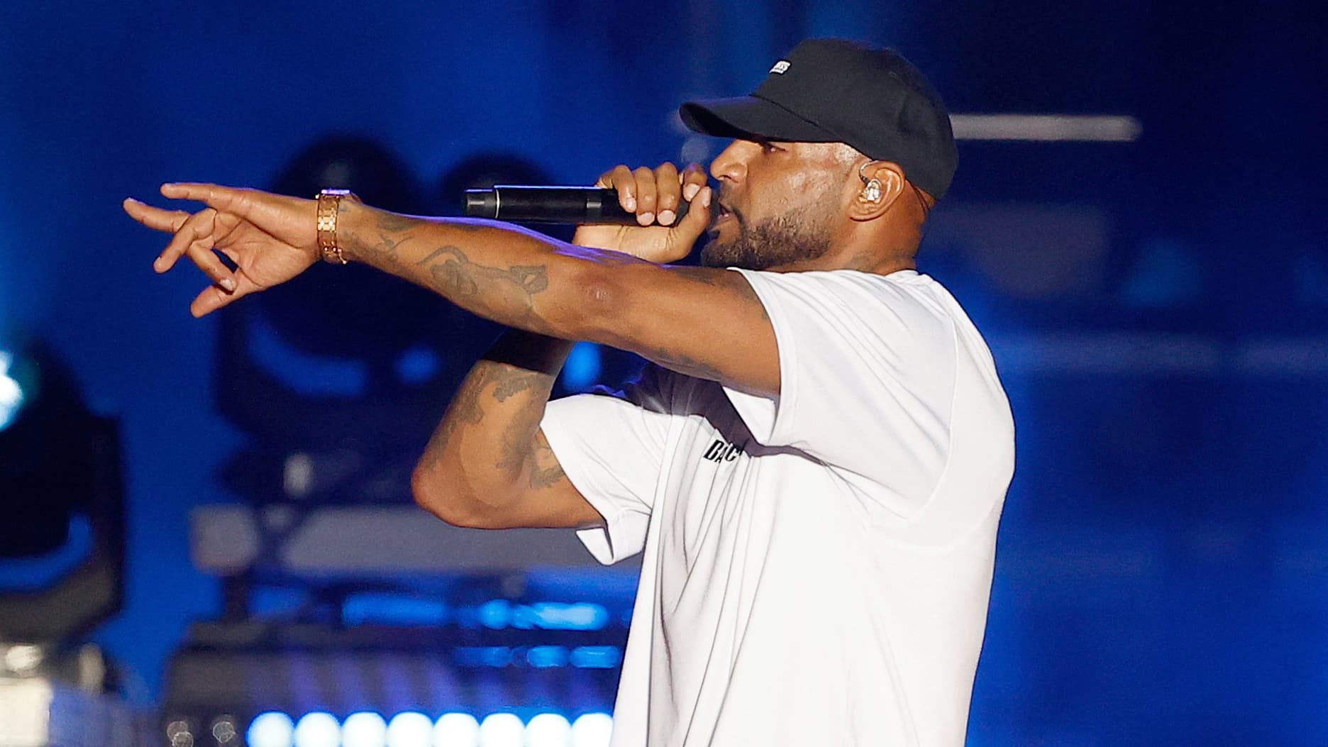 Booba enflamme le rap français avec un clash et un faux duo virtuel ...