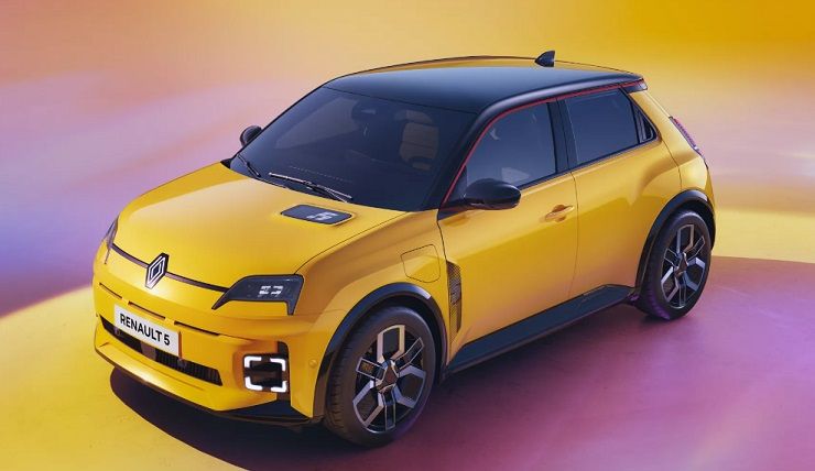 Renault rappelle environ 15 000 modèles de sa R5 électrique