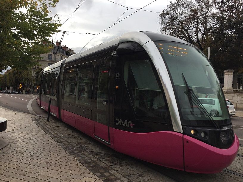Encore un tramway toutes les 15 minutes ce samedi chez Divia