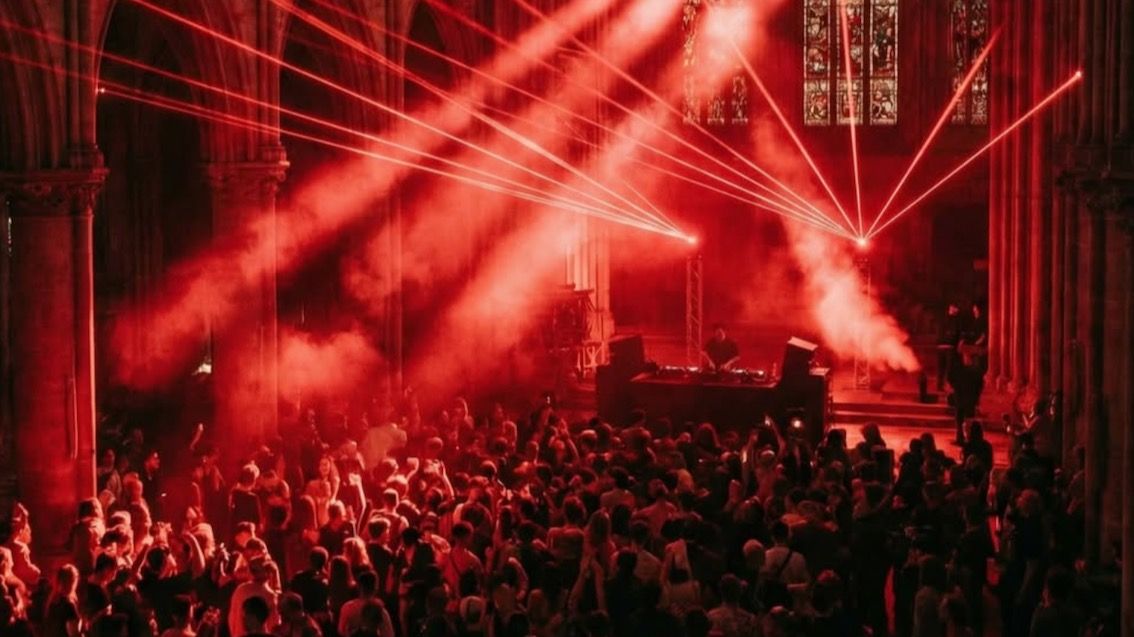 Church Rave Vienna : la techno s'invite dans une église ! - VOLTAGE