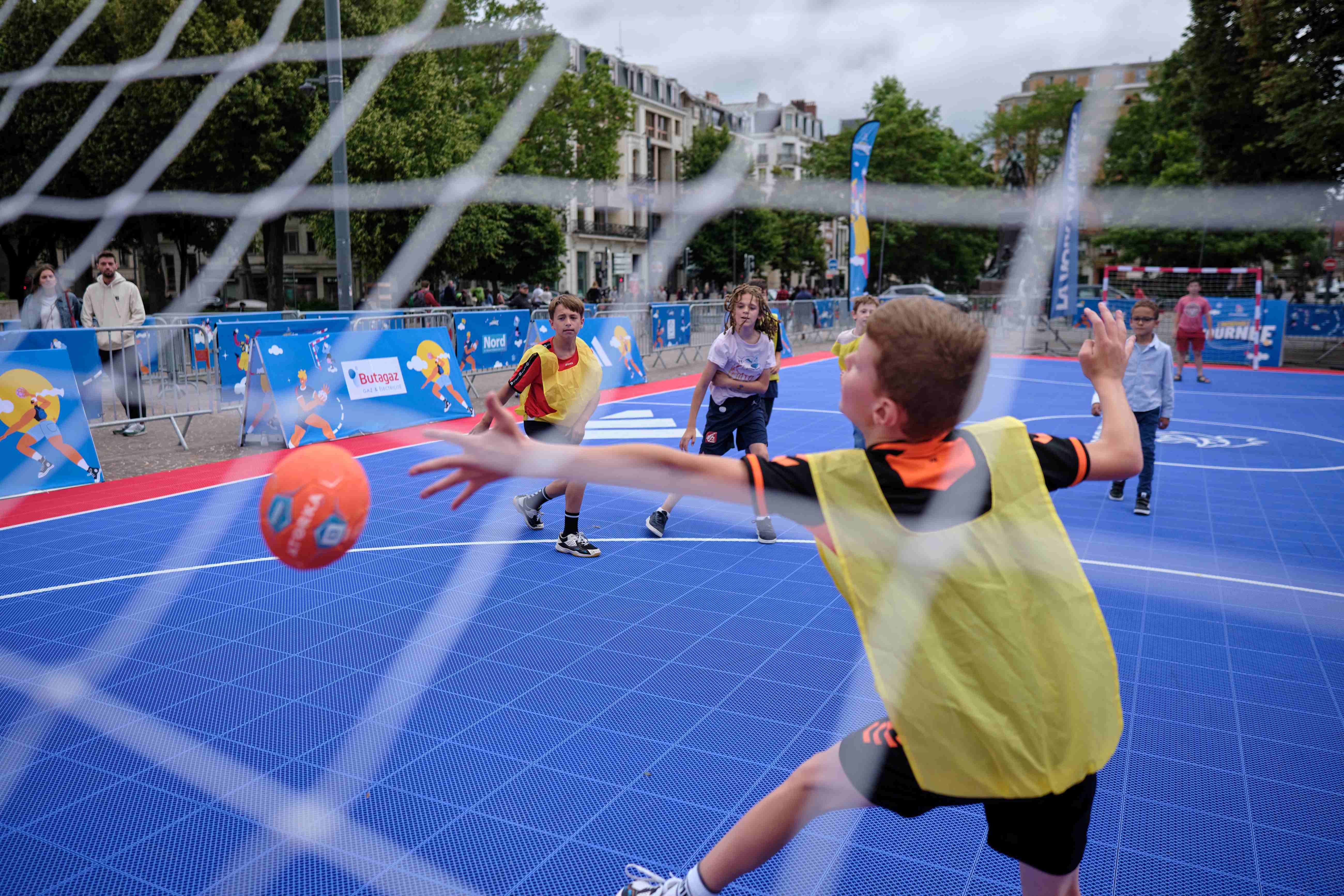 Le handball prend possession de la place Kléber de Strasbourg