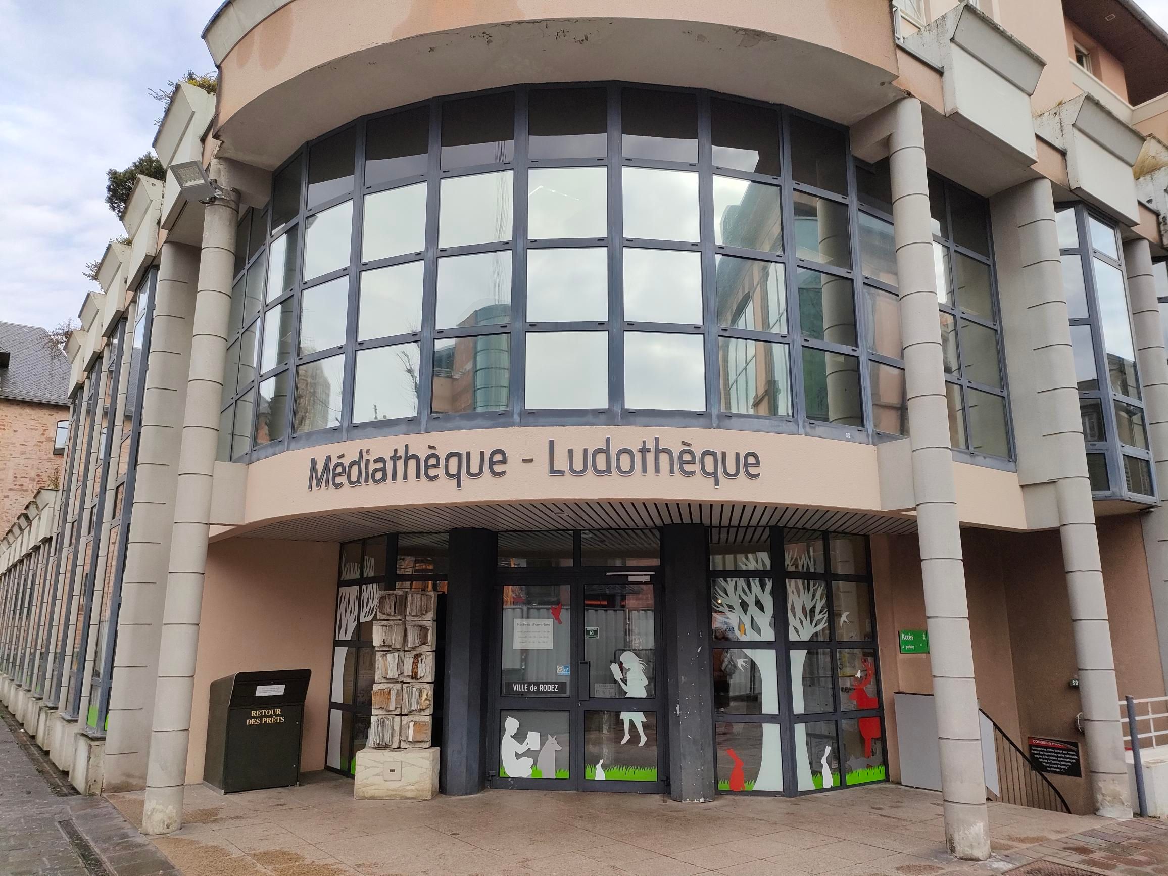 TOTEM - Rodez : l'abonnement à la médiathèque gratuit pour les habitants