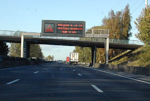 A47 : la vitesse régulée par des panneaux à messages variables pas ...