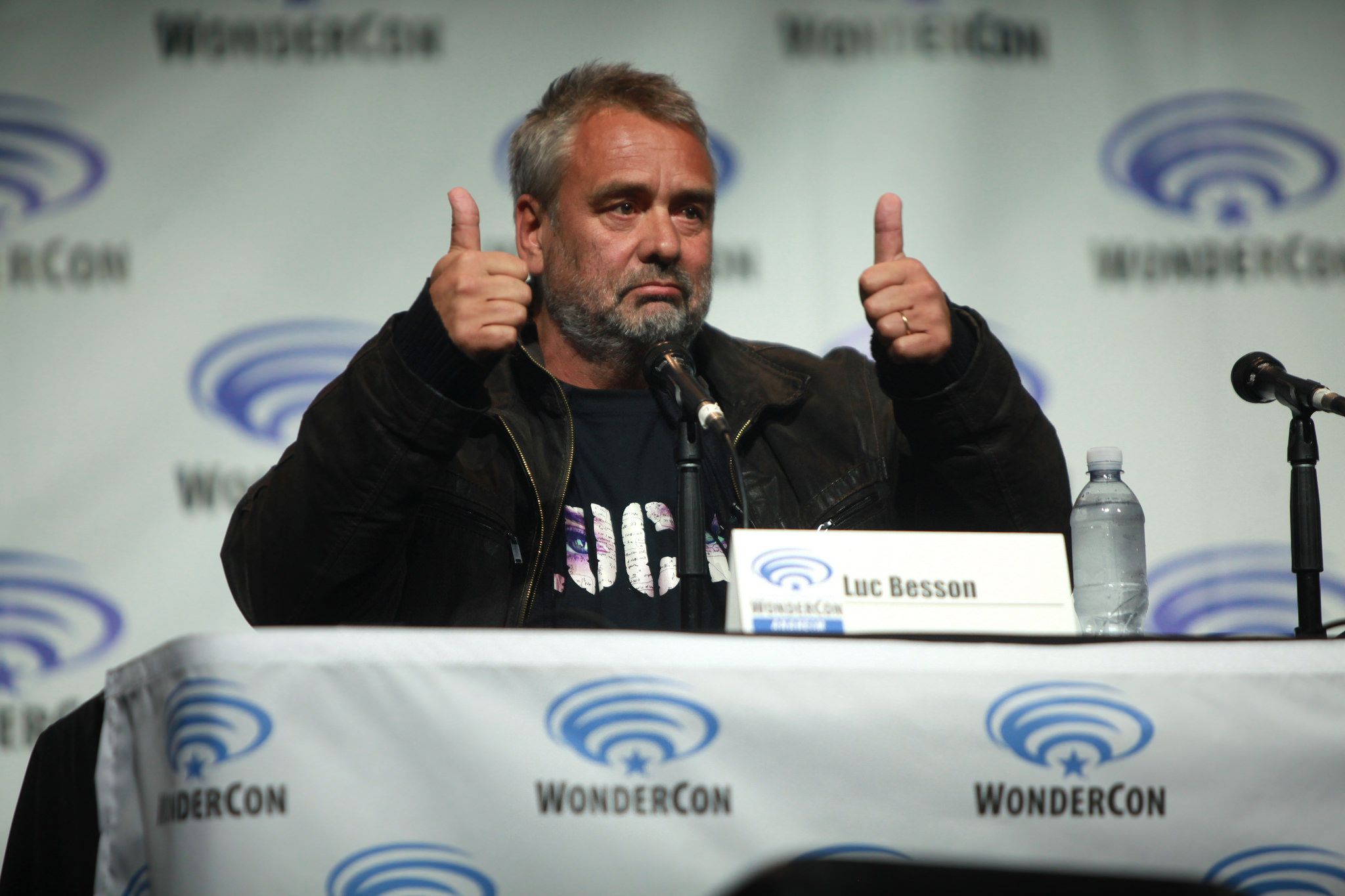 Netflix bientôt propriétaire d’EuropaCorp, le studio de Luc Besson ...