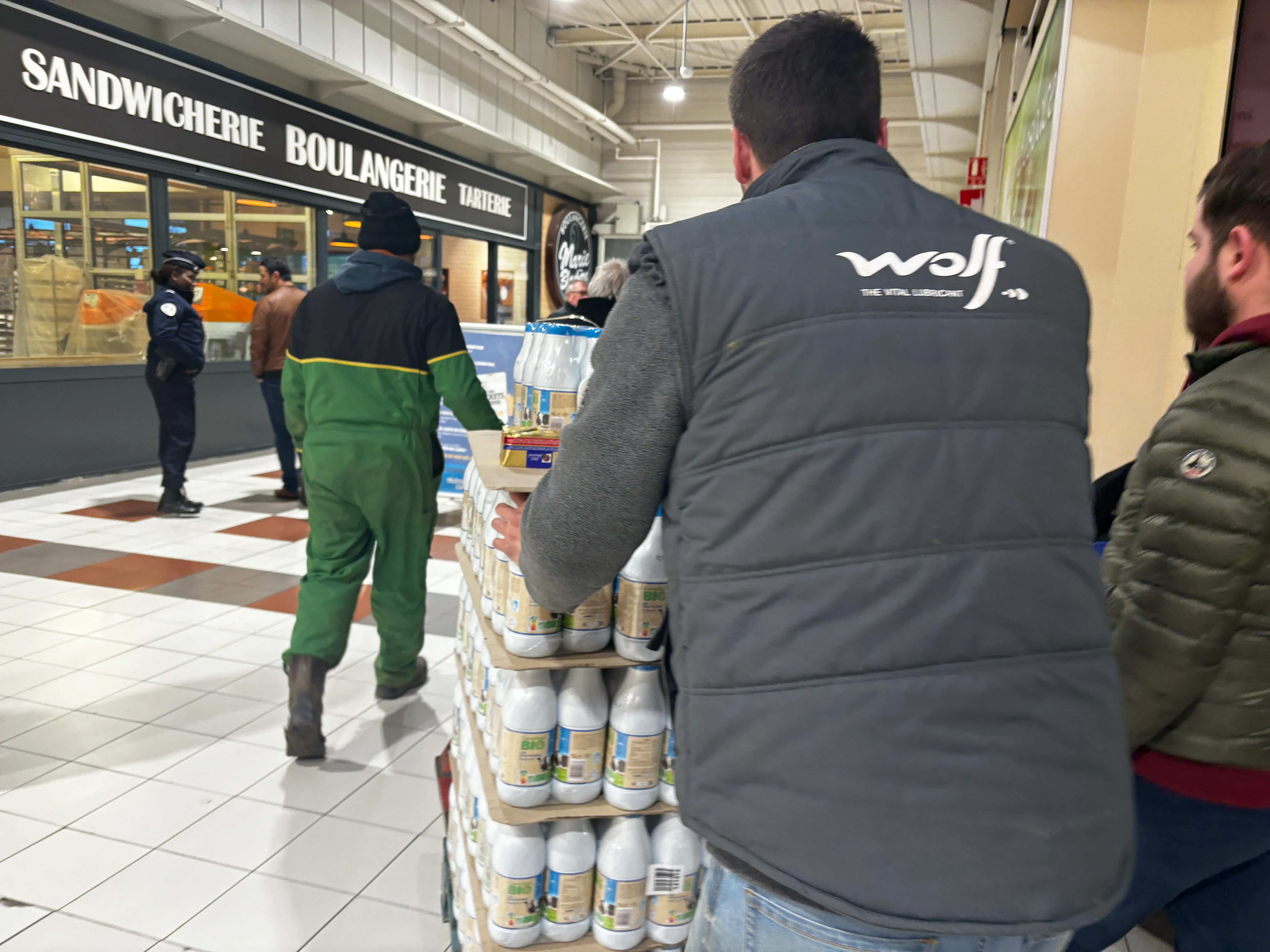 20240130_161640565_iOS.jpg (3.50 MB)