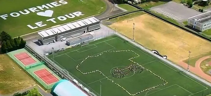 Fourmies Tour de France.jpg (112 KB)