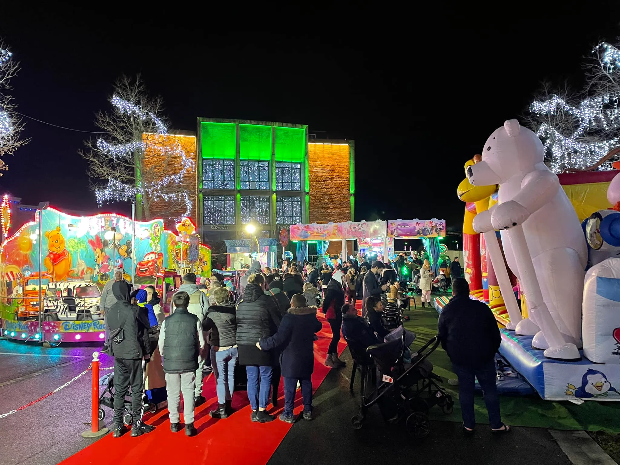 March&eacute; Hautmont 5.jpg (346 KB)