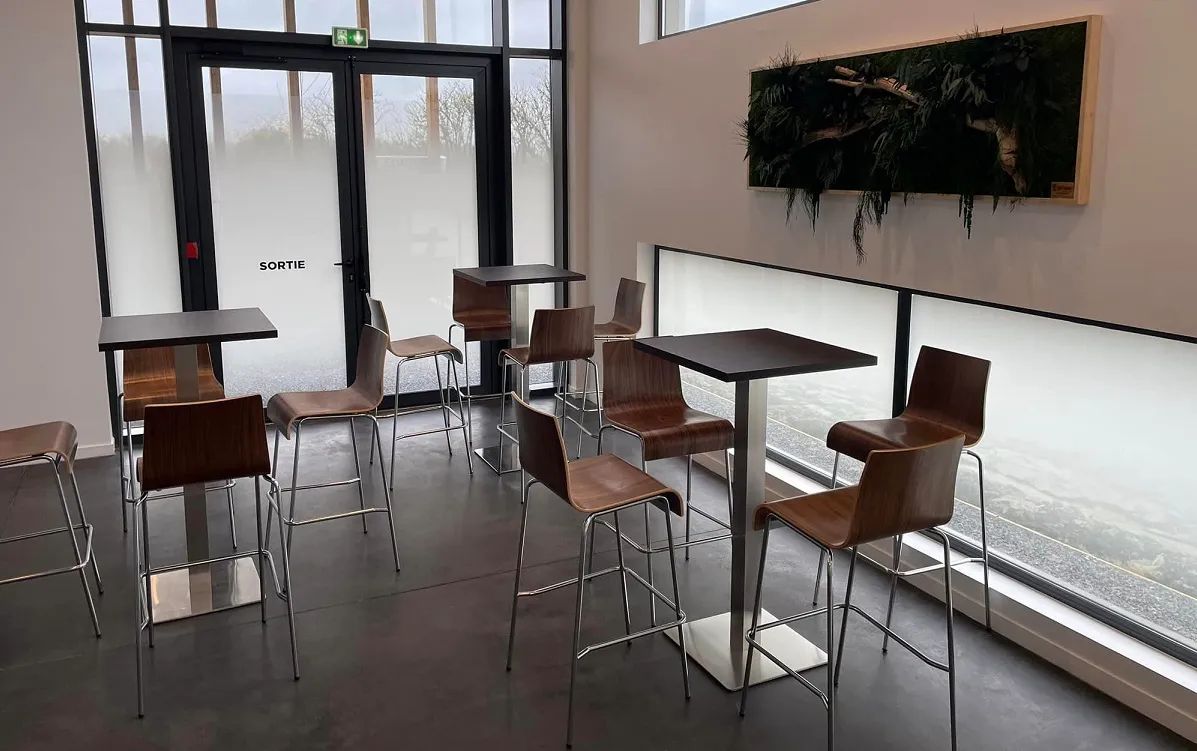 Cr&eacute;matorium 5.jpg (240 KB)