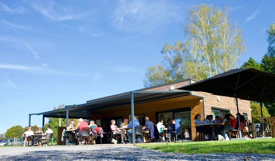 Hututu 4.jpg (194 KB)