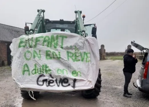 agriculteurs 2.jpg (63 KB)