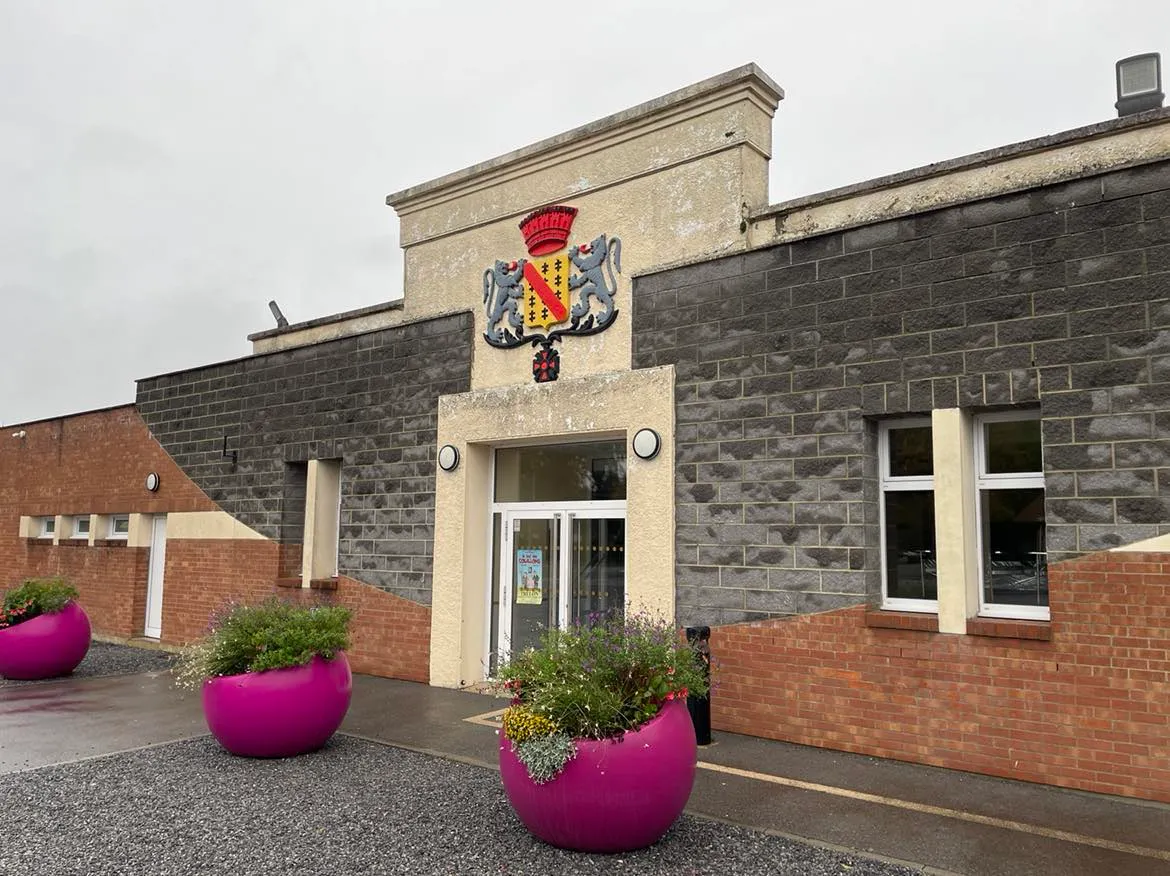 salle des fêtes.jpg (158 KB)