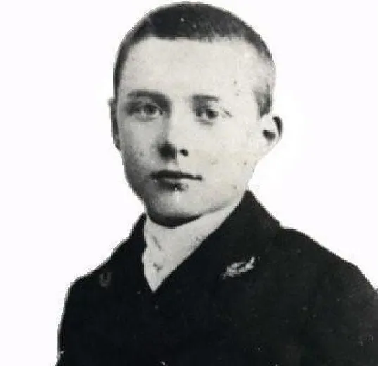 G&eacute;nestin 7.jpg (43 KB)