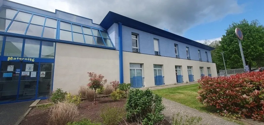 Maternit&eacute; 1.jpg (119 KB)