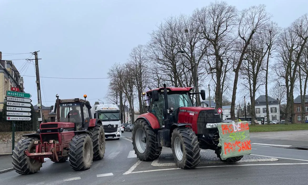 Avesnes tracteur manif AAA 25 01 2024.jpg (164 KB)