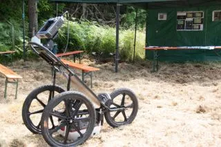 Mat&eacute;riel Meymac fouille Corr&egrave;ze