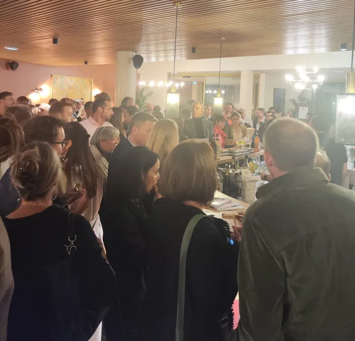 Le hall d'entrée de l'hôtel Voco à Beaune