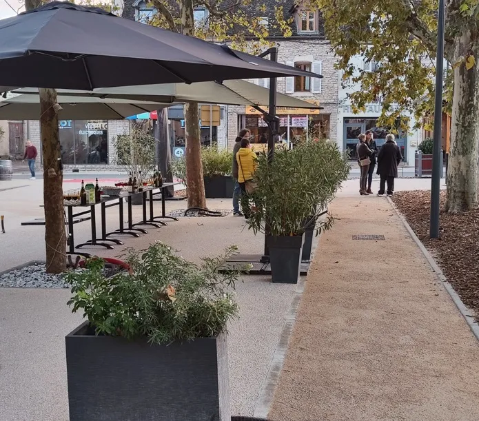 On peut maintenant déambuler en toute sécurité place Madeleine