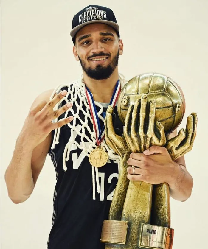 Amine Noua à la SIG Strasbourg