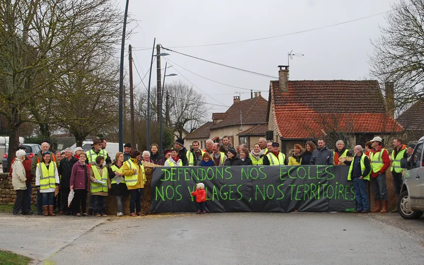 manifestation ecole junies
