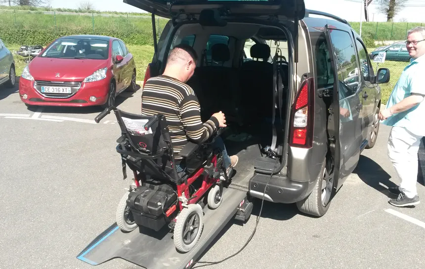 voiture handicap2