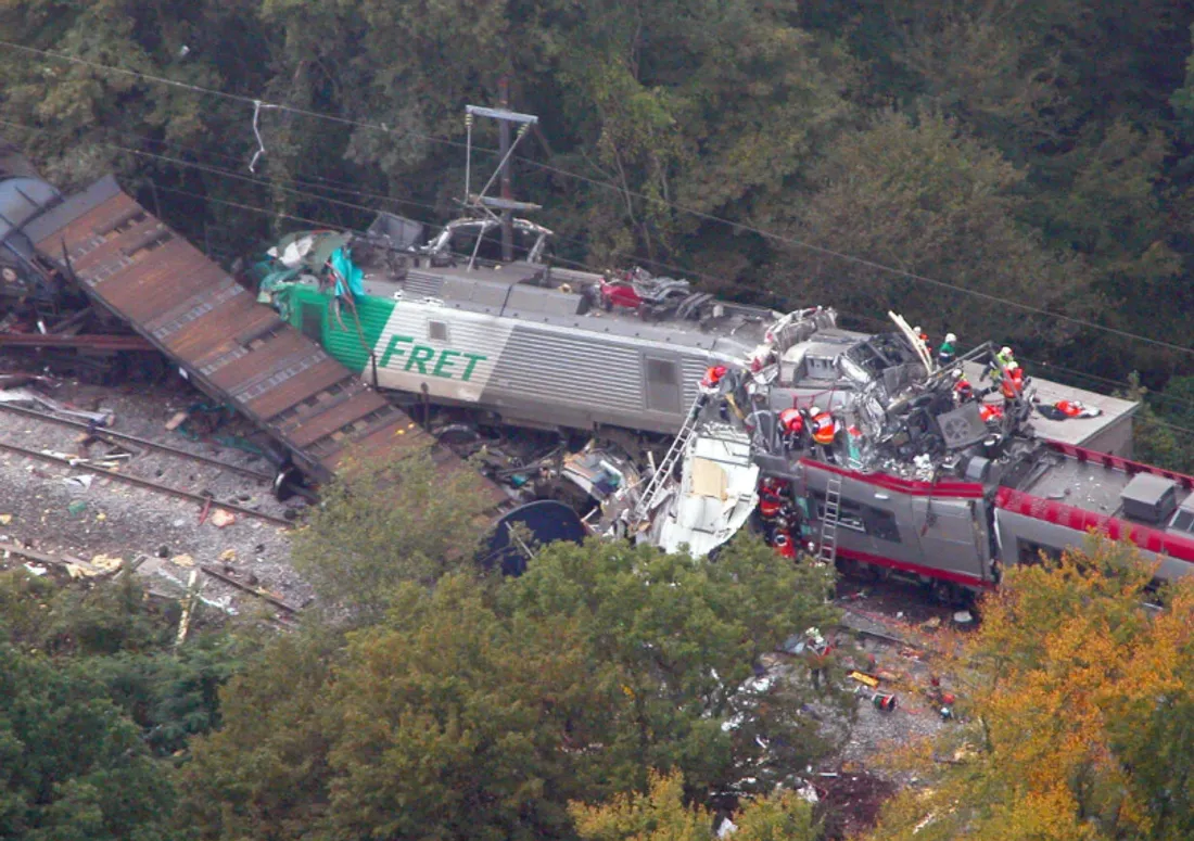 L'accident entre les deux trains le 11 octobre 2006