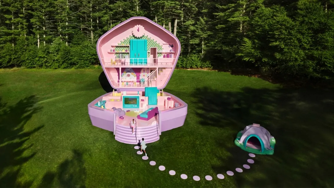 Insolite : faire une soirée pyjama dans un coffret Polly Pocket géant, c'est possible !