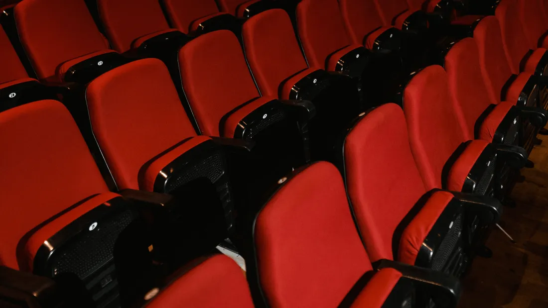 Fauteuils rouges cinéma