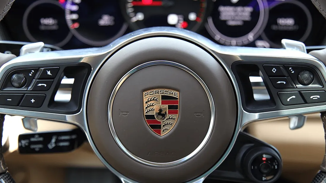 Course poursuite d'Angers jusque dans les Yvelines après le vol d'une Porsche Panamera